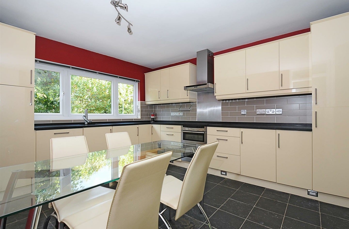 House Turenne Close in Greater London