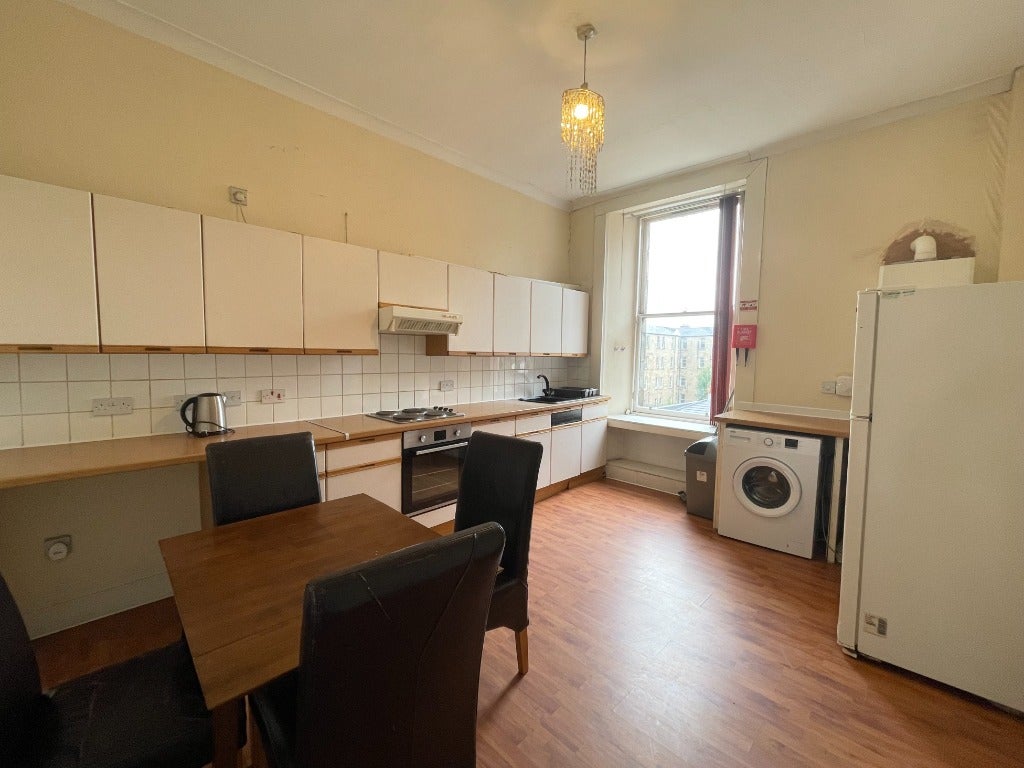 Flat Sauchiehall Street in Glasgow