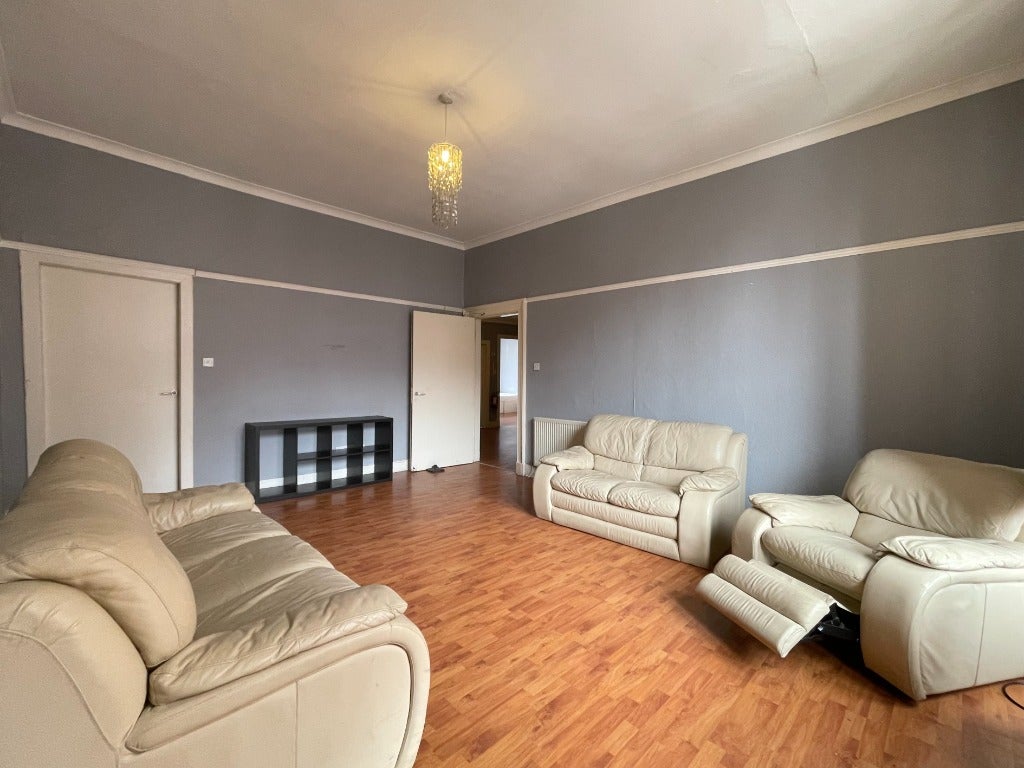 Flat Sauchiehall Street in Glasgow
