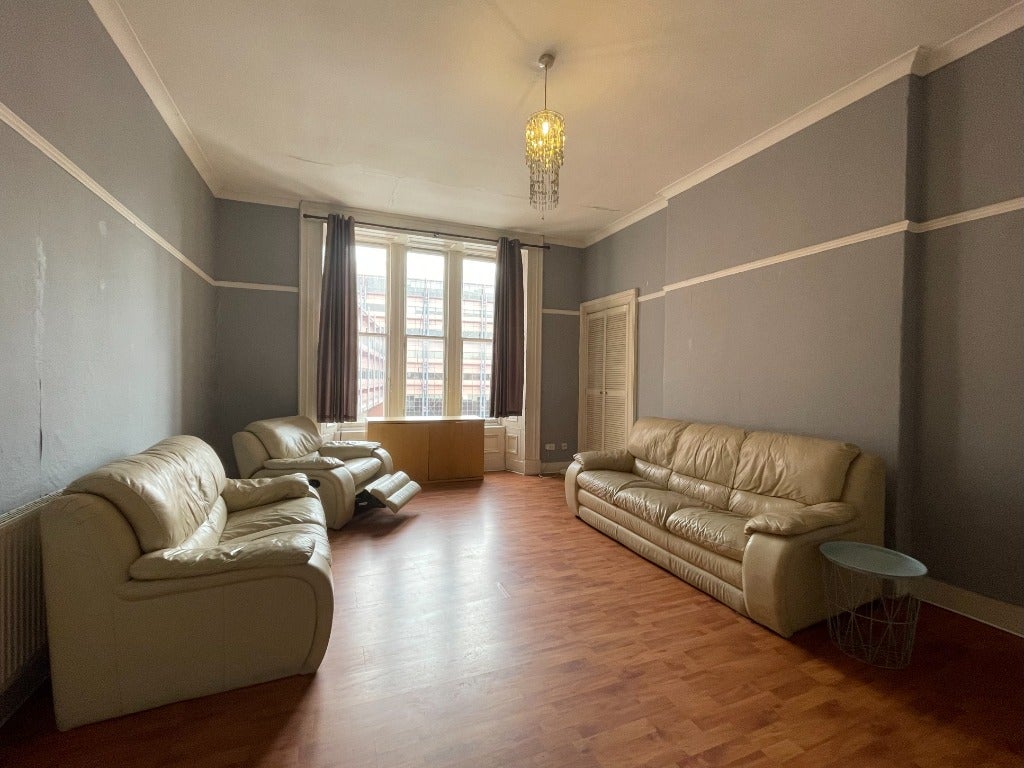 Flat Sauchiehall Street in Glasgow