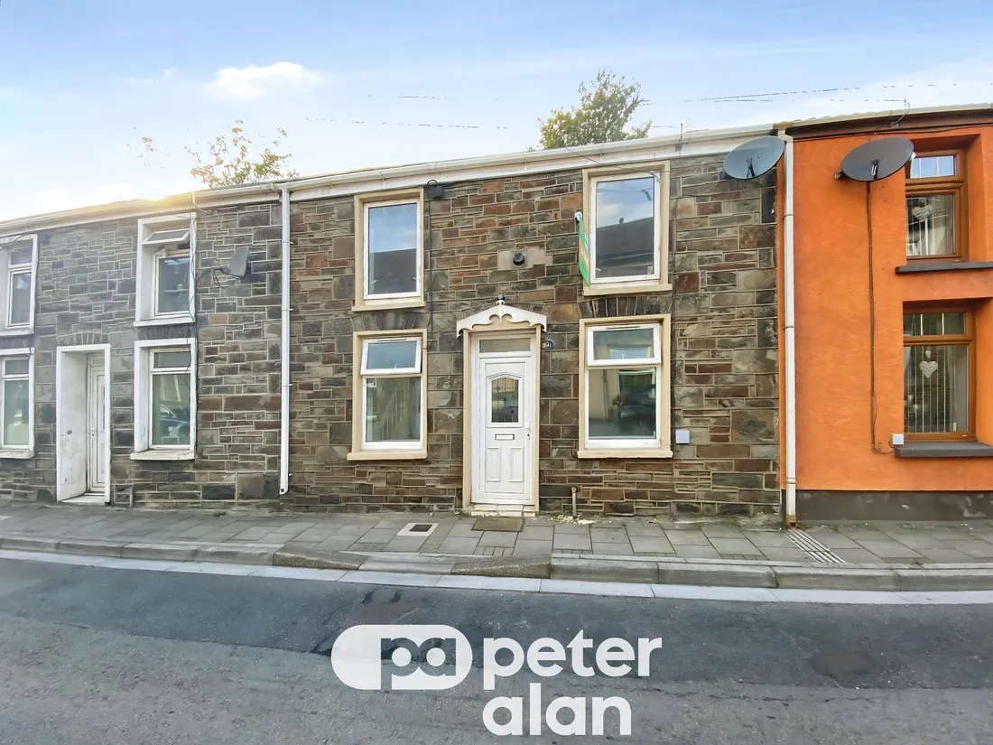 House Fforchaman Road in Cwmaman