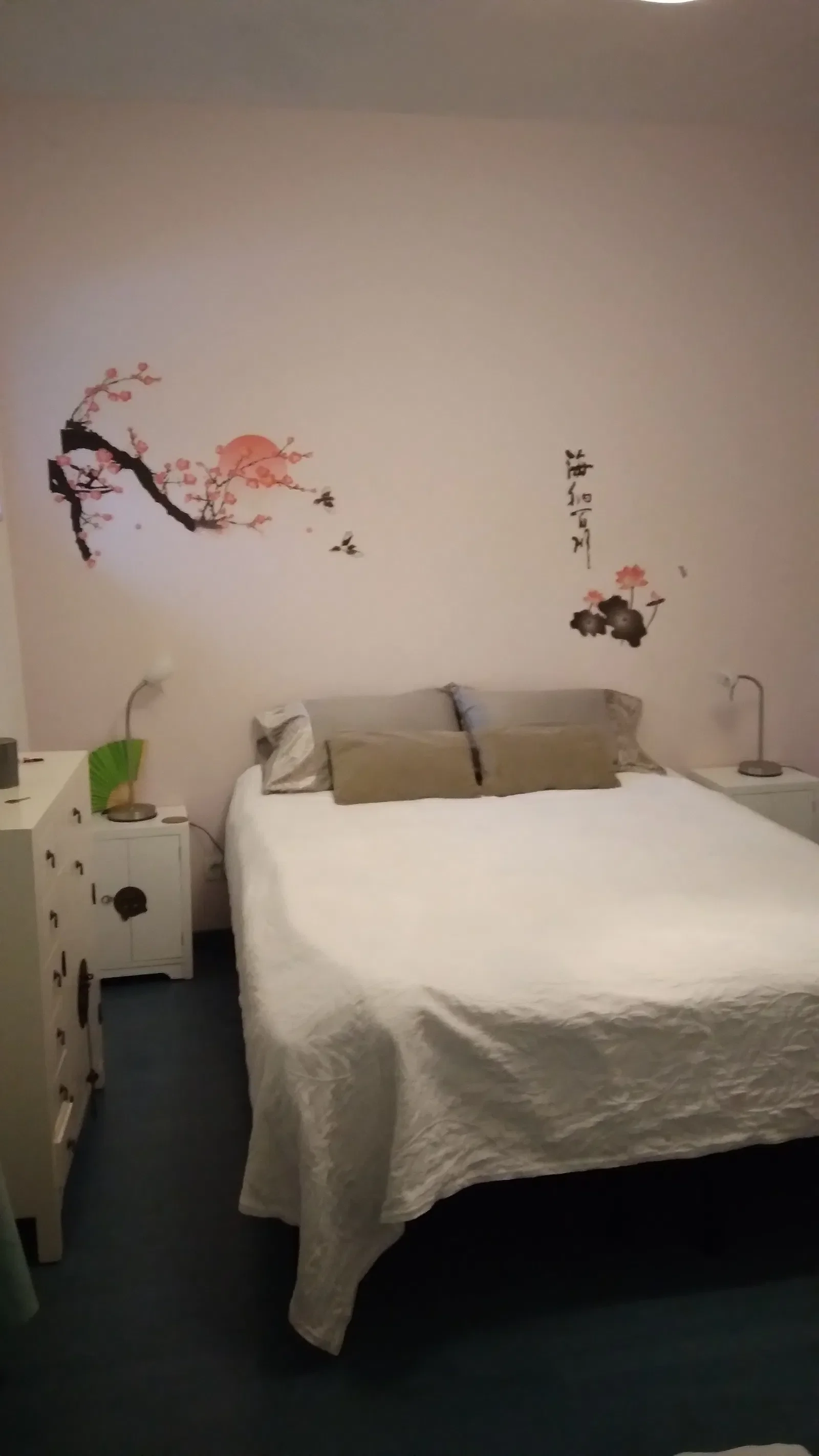 Room Rue Droite in Martel