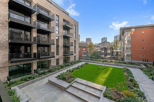 Flat Fisherton Street in City of Westminster