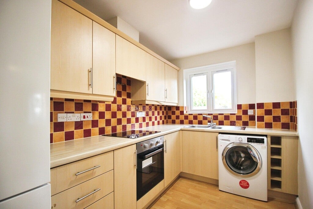 Flat Victoria Court in Chester