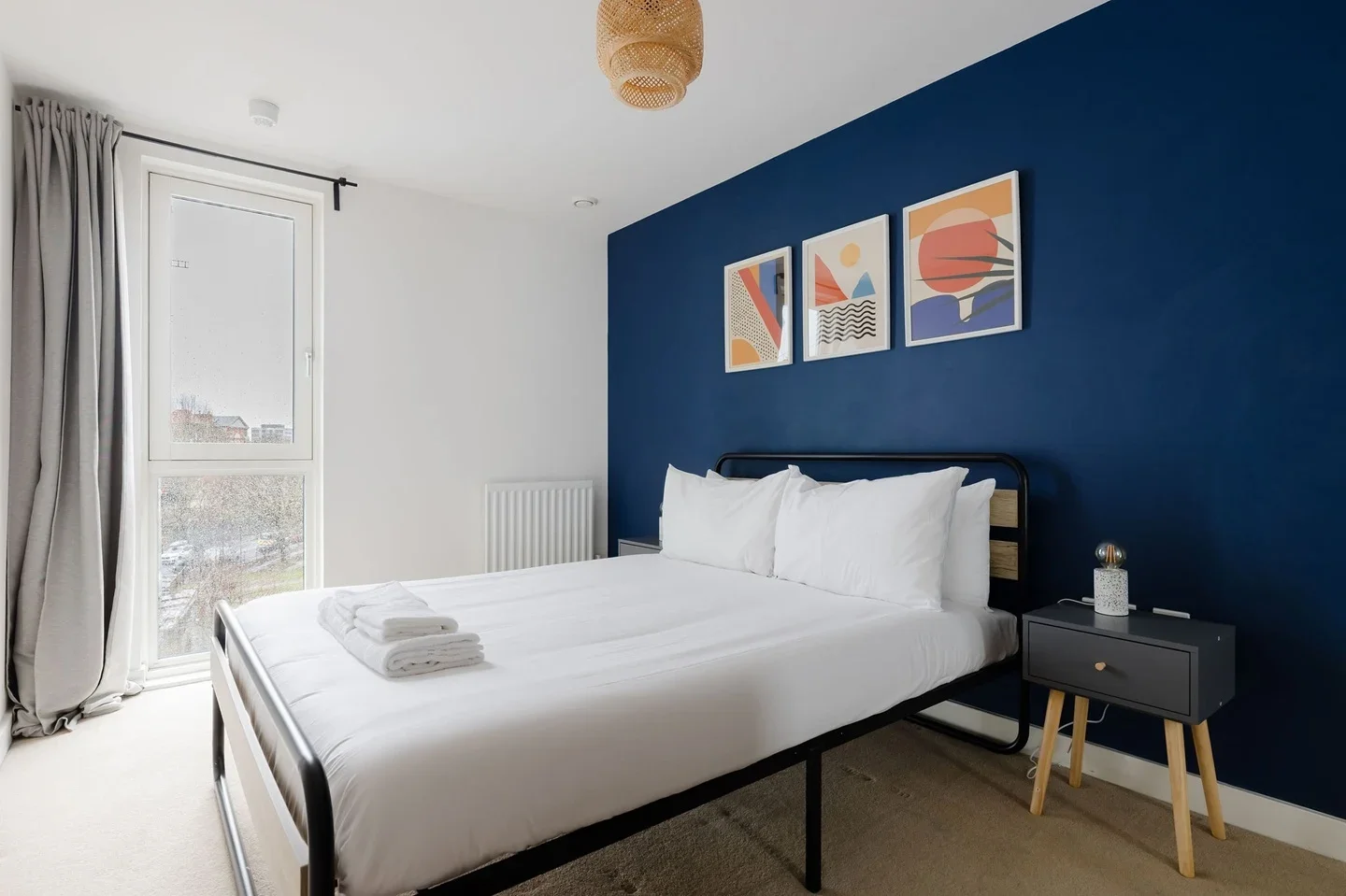 Flat Wiltshire Row in Greater London