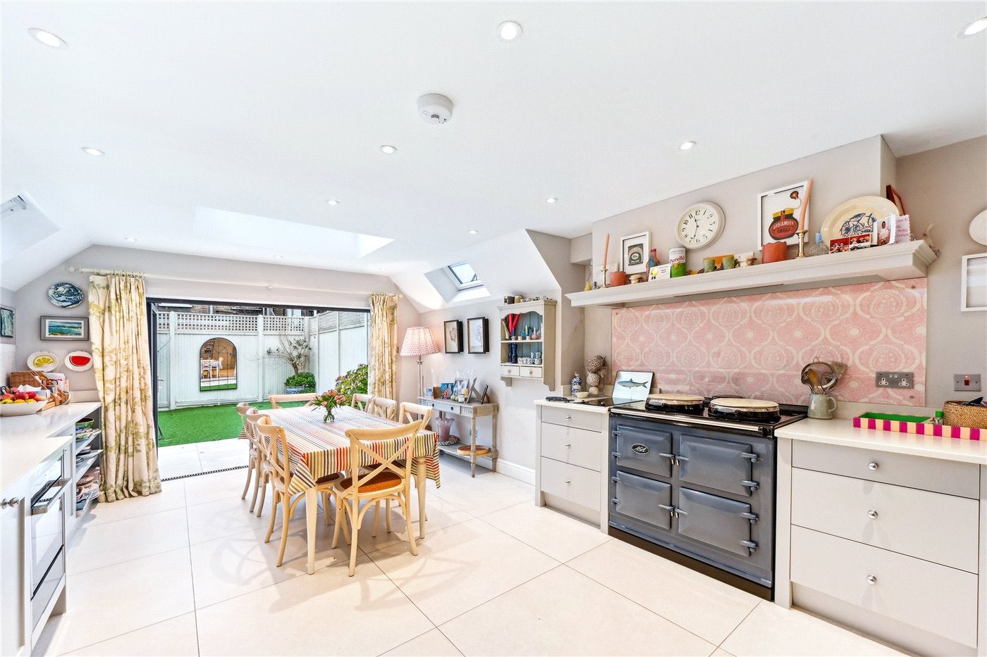 House Hazlebury Road in Greater London