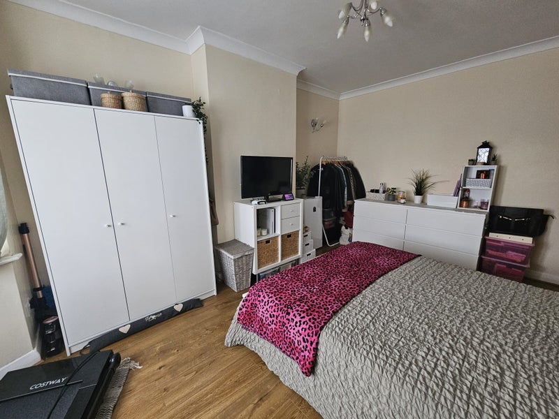 Room Newcome Gardens in Greater London
