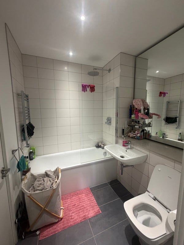 Room Hulme Street in Salford