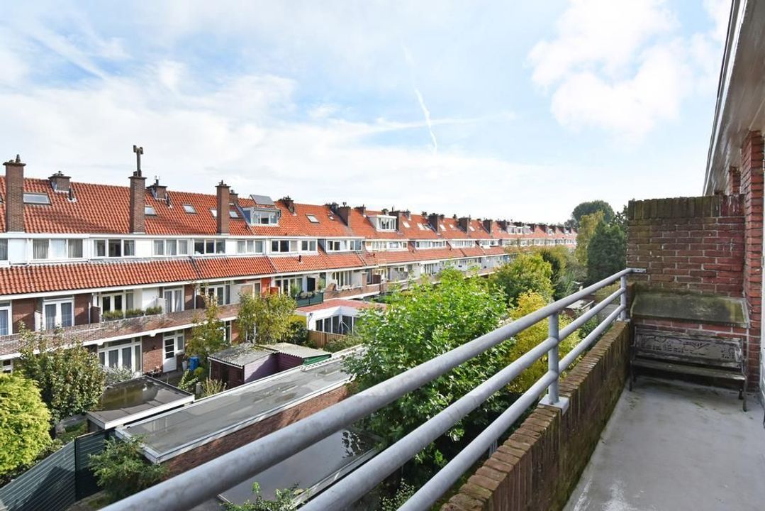 Appartement aan de Laan van Nieuw Oosteinde in Voorburg