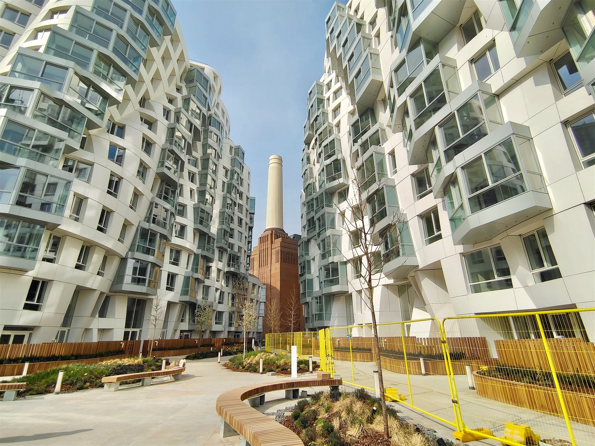 Flat Prospect Way in Greater London