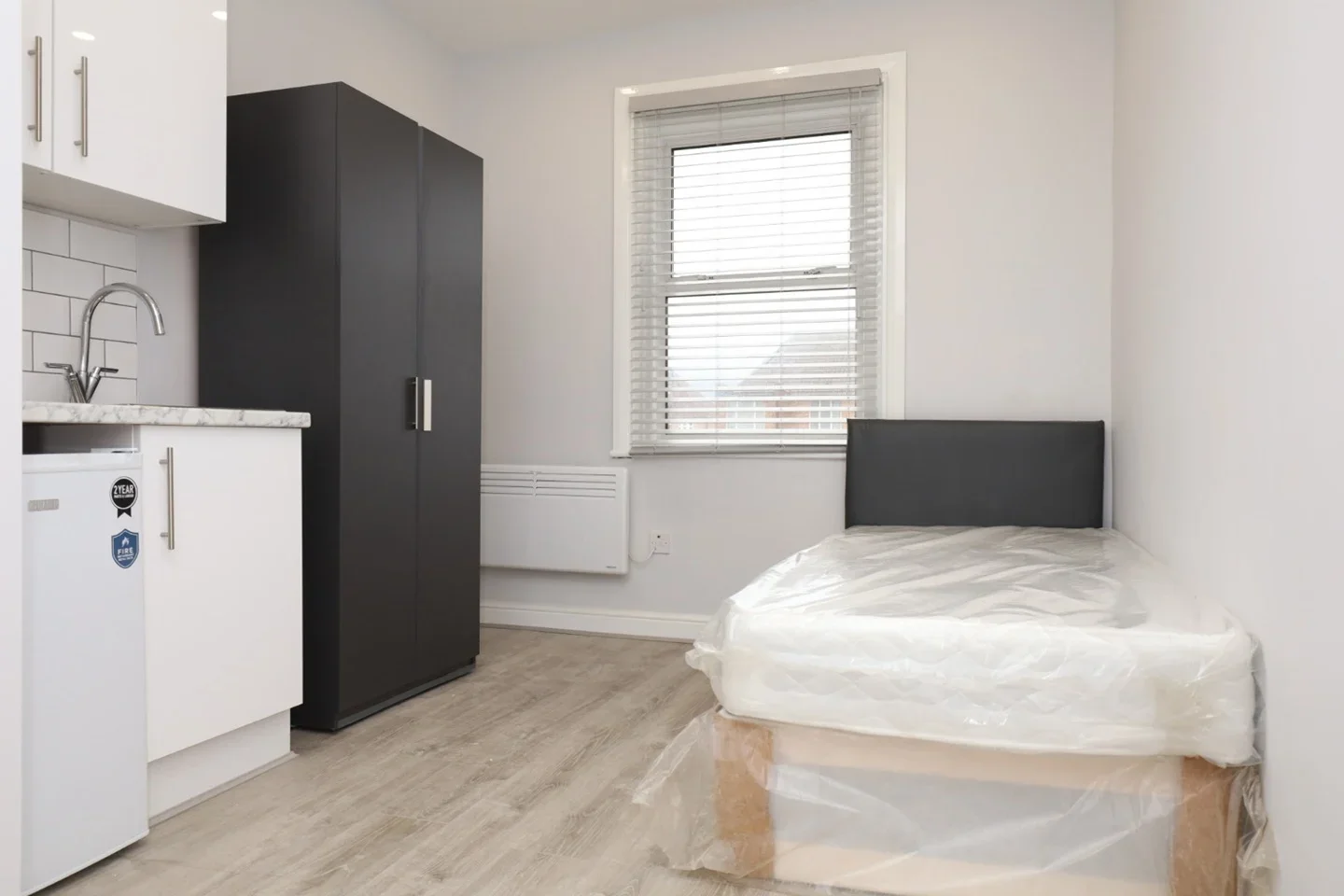 Room Alexandra Avenue in Greater London
