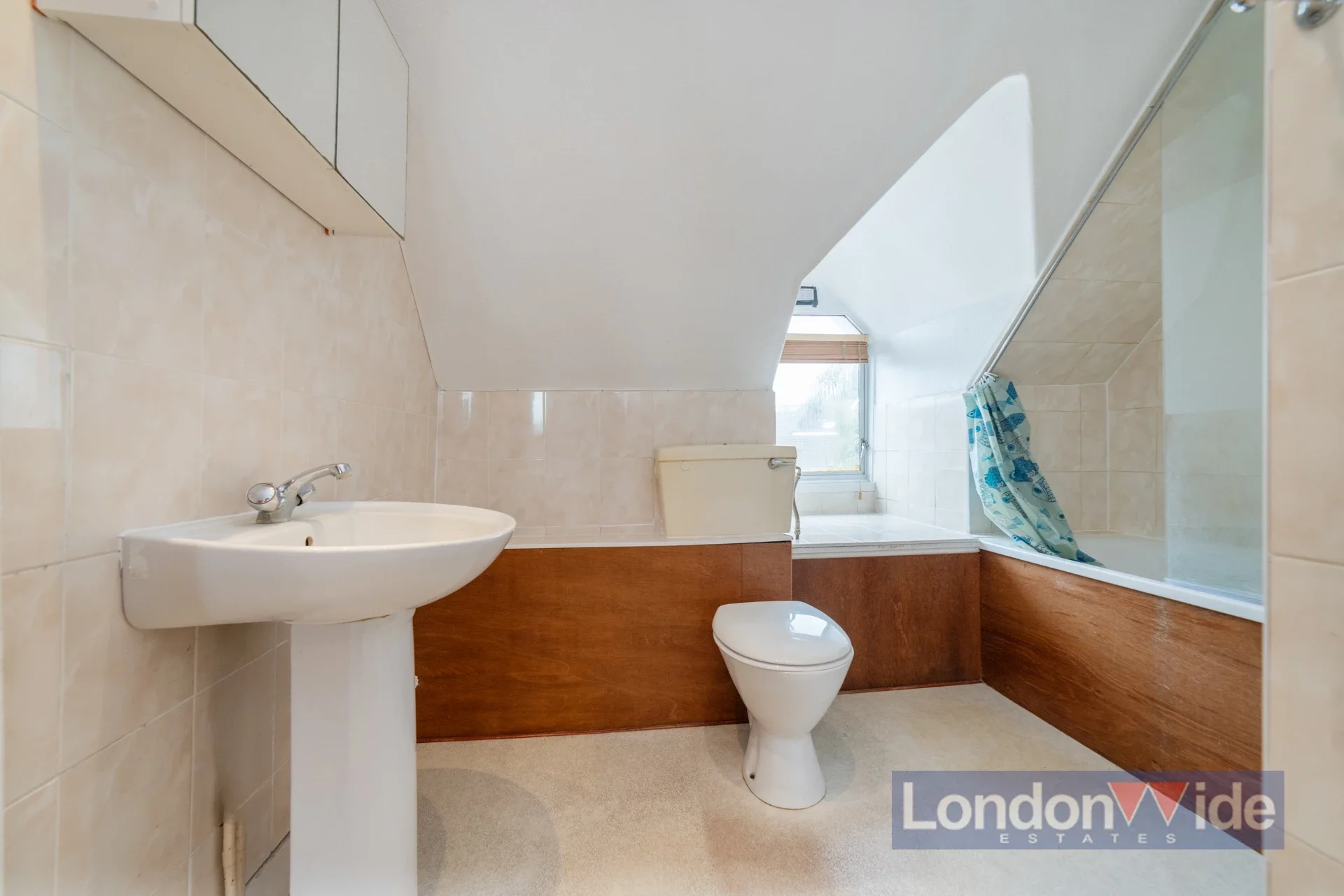 Flat Shirland Road in City of Westminster