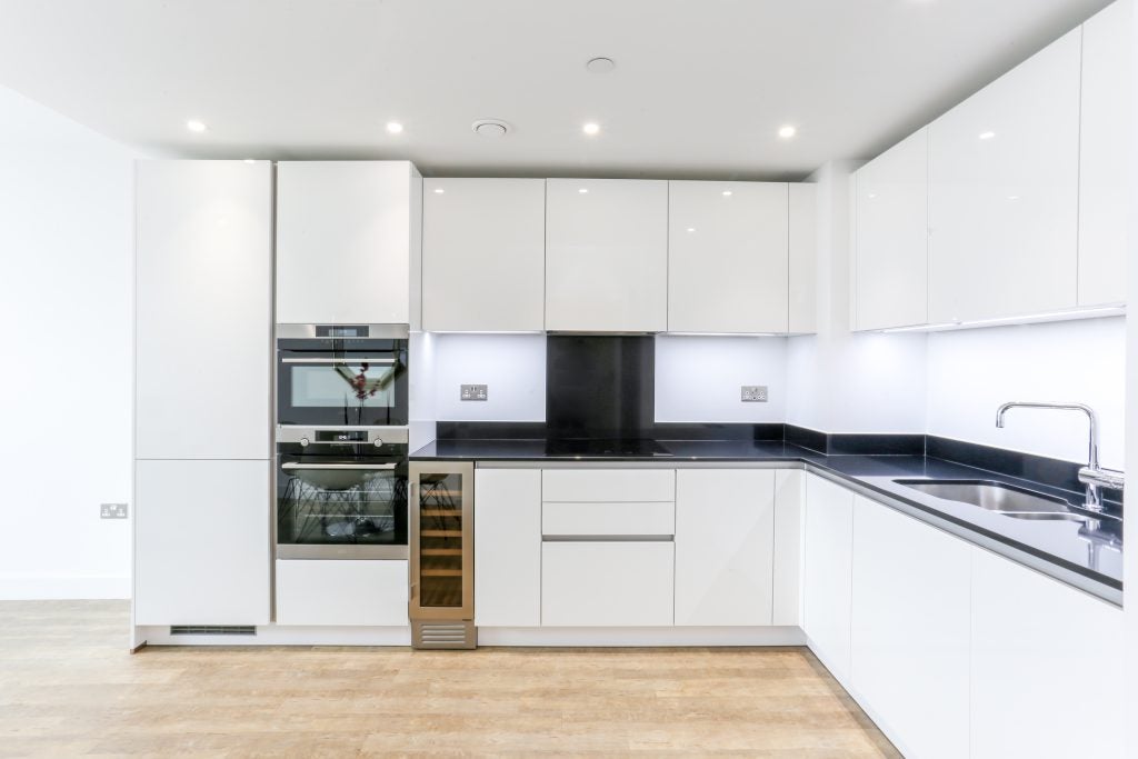 Flat Wandsworth Road in Greater London