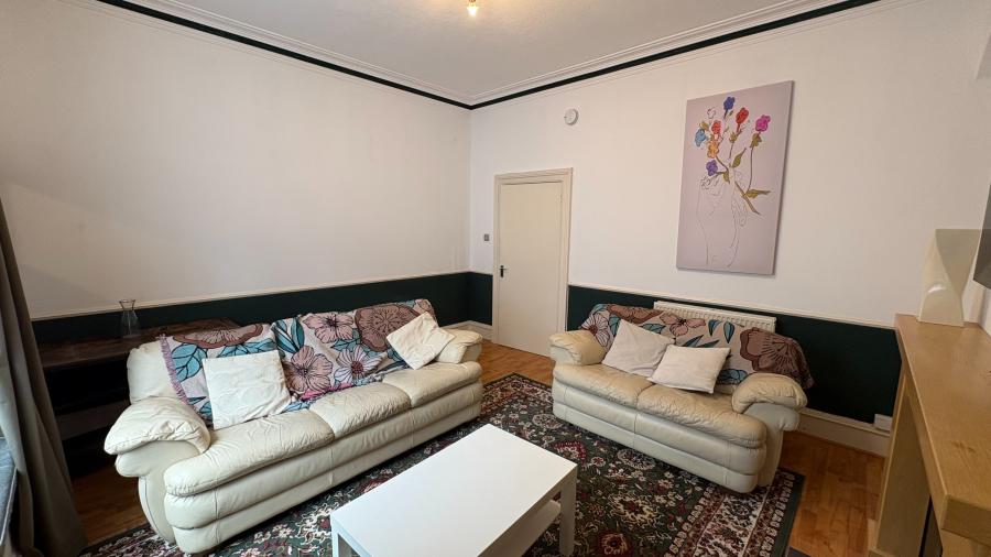 Flat Wallfield Crescent in Aberdeen City