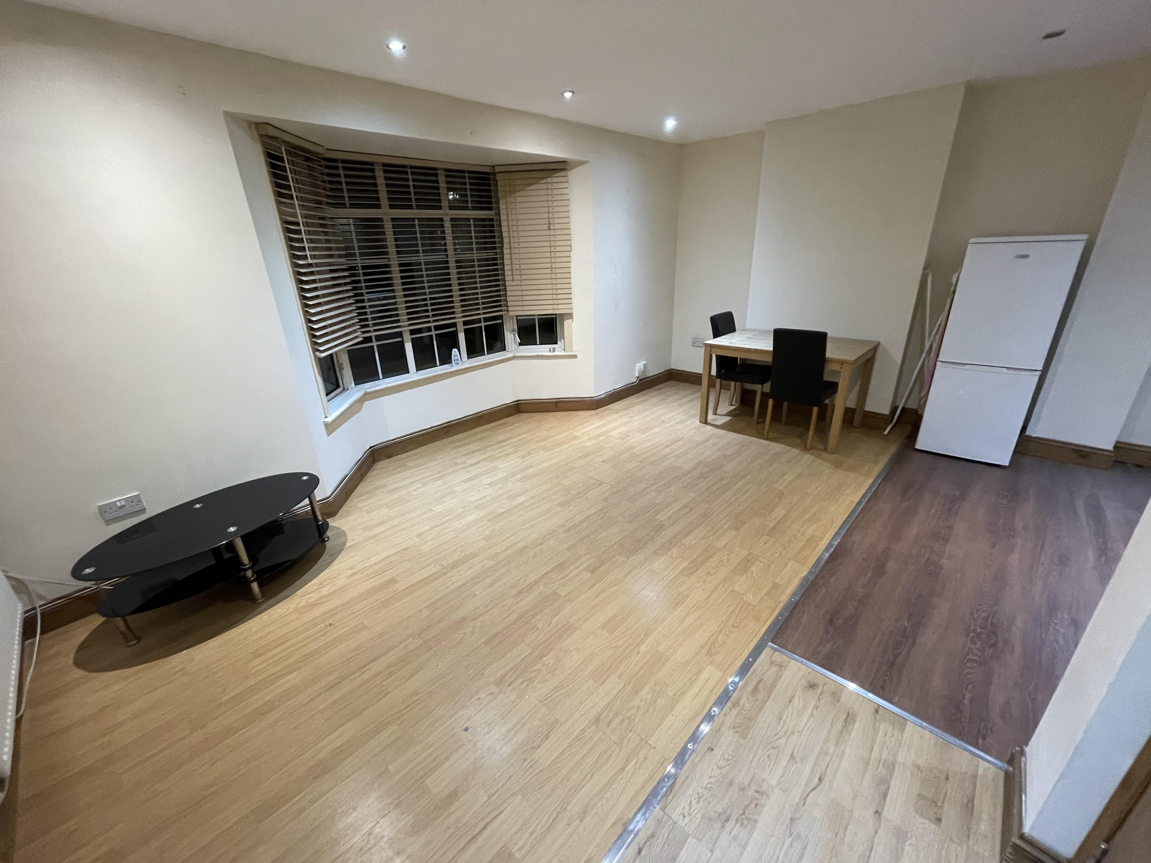 Flat Sanquhar Street in Cardiff