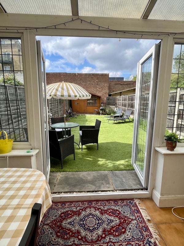 Room Carlile Close in Greater London