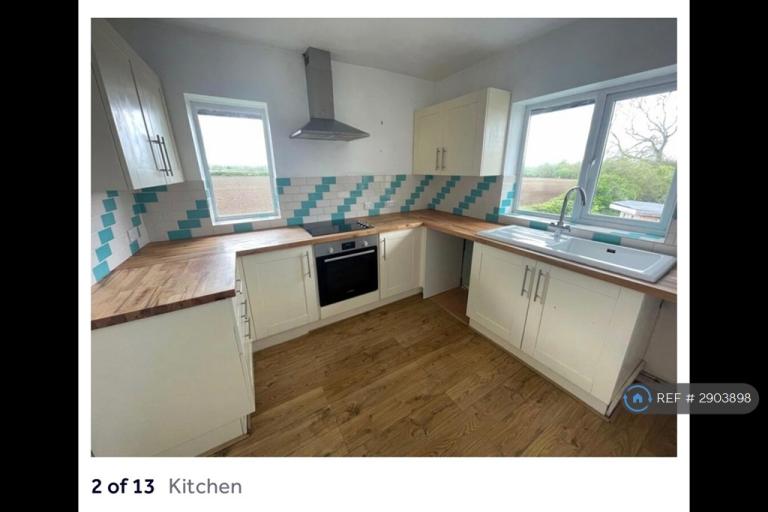 Flat Greaves Avenue in Melton