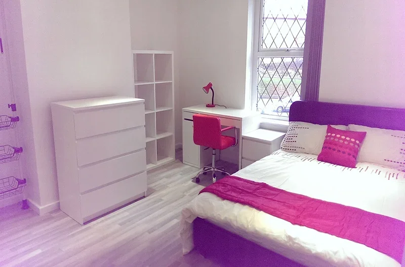 Room Alder Street in Kirklees