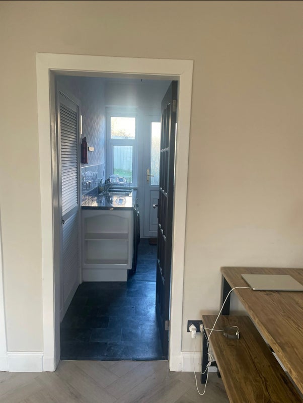 Room Merchiston Street in Glasgow