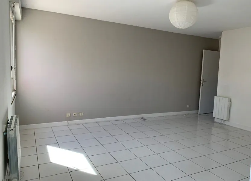 Appartement Rue Pierre Chesneau à Saint-Rémy-lès-Chevreuse