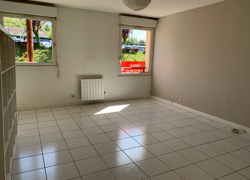 Appartement Rue Pierre Chesneau à Saint-Rémy-lès-Chevreuse