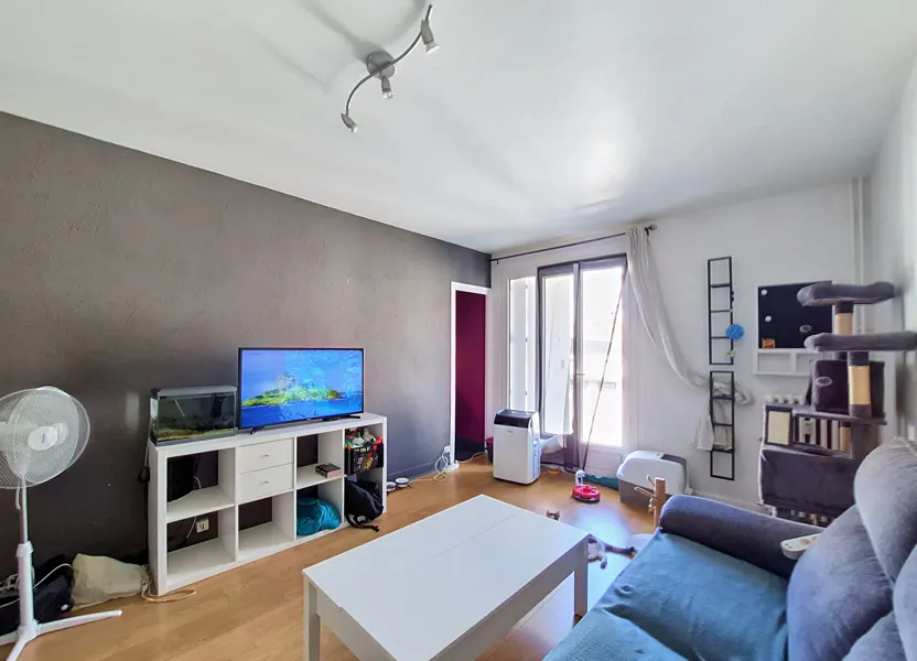 Flat Rue Ledru Rollin in Tours