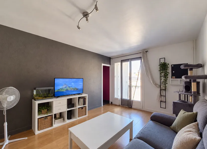 Flat Rue Ledru Rollin in Tours