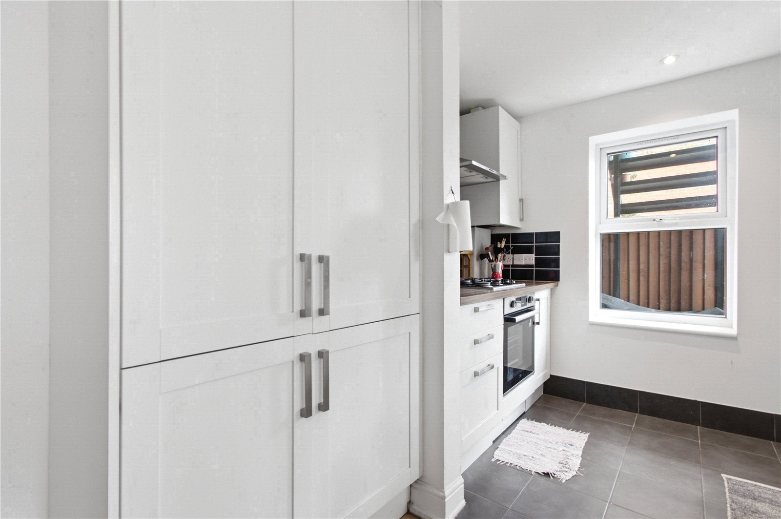 Flat Ashley Crescent in Greater London