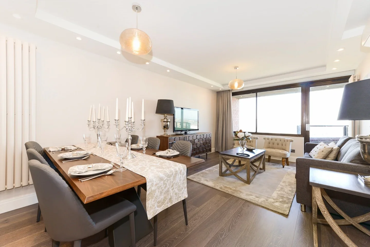 Flat Finchley Road in Greater London