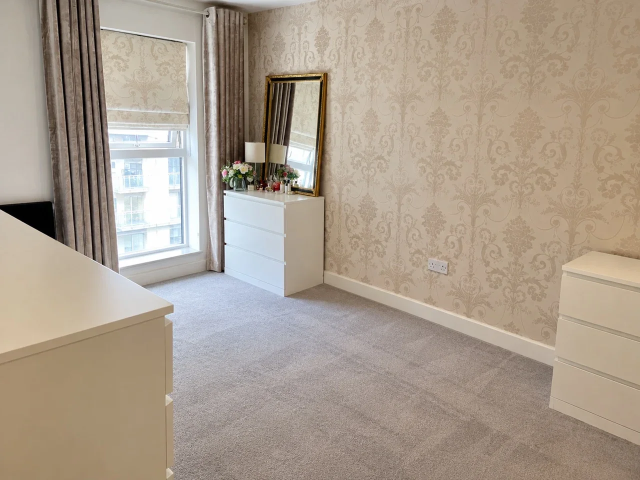 Flat Clovelly Place in Dartford