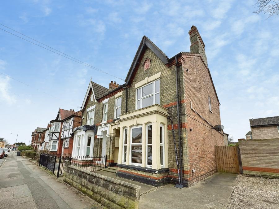 House Oundle Road in Peterborough