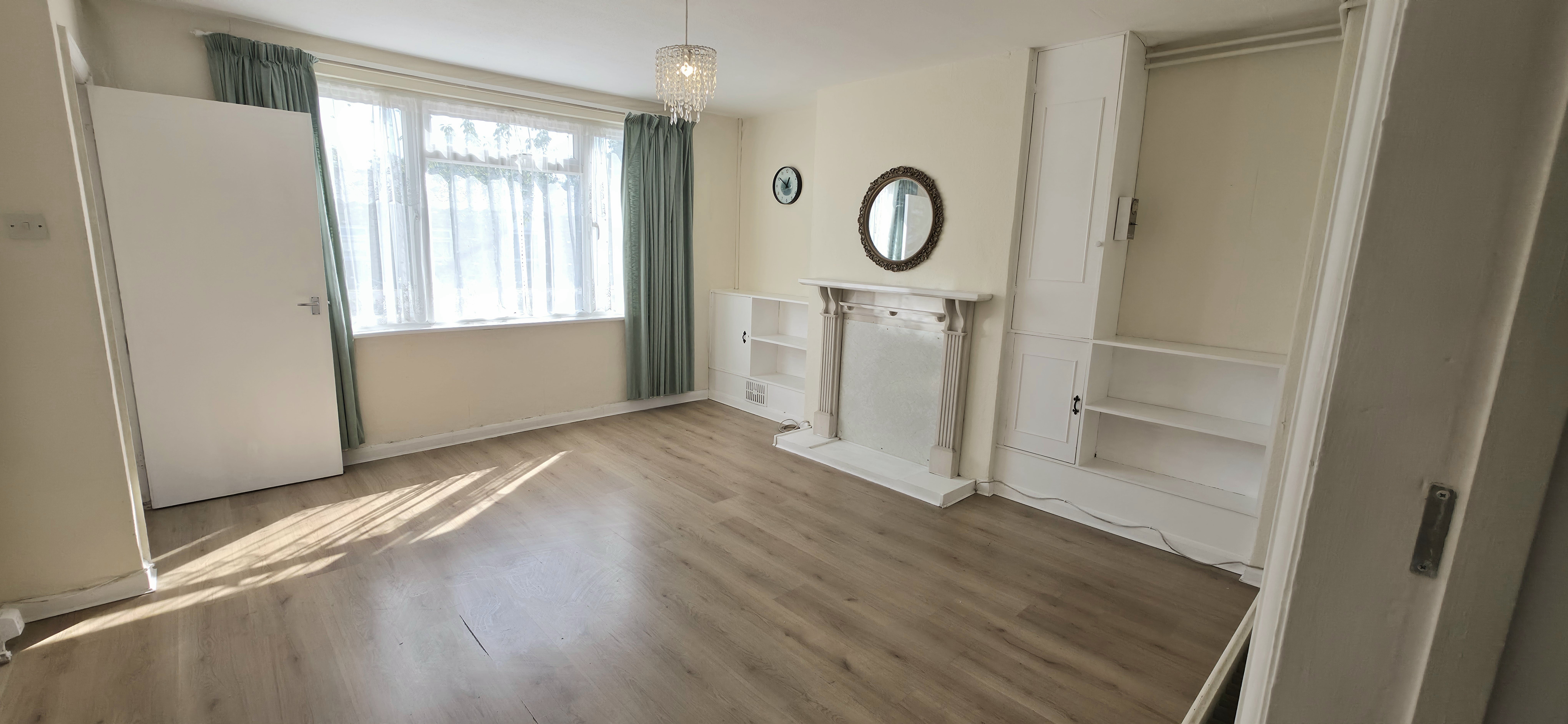 House Charles Crescent in Greater London