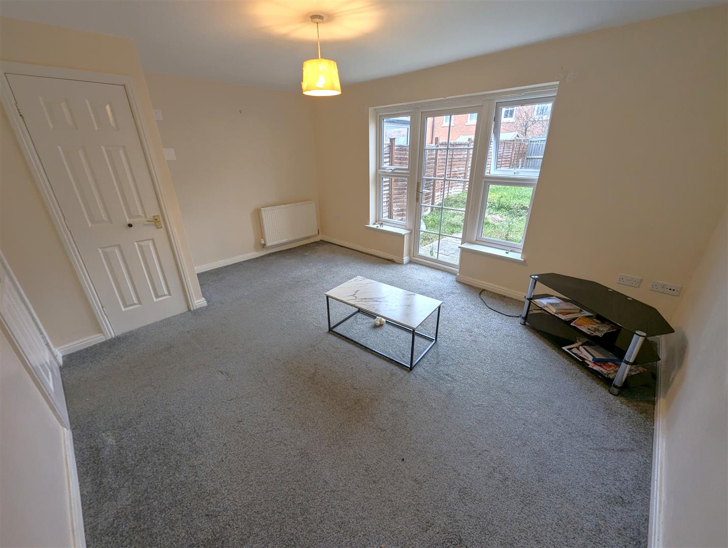 House Farnborough Close in Corby