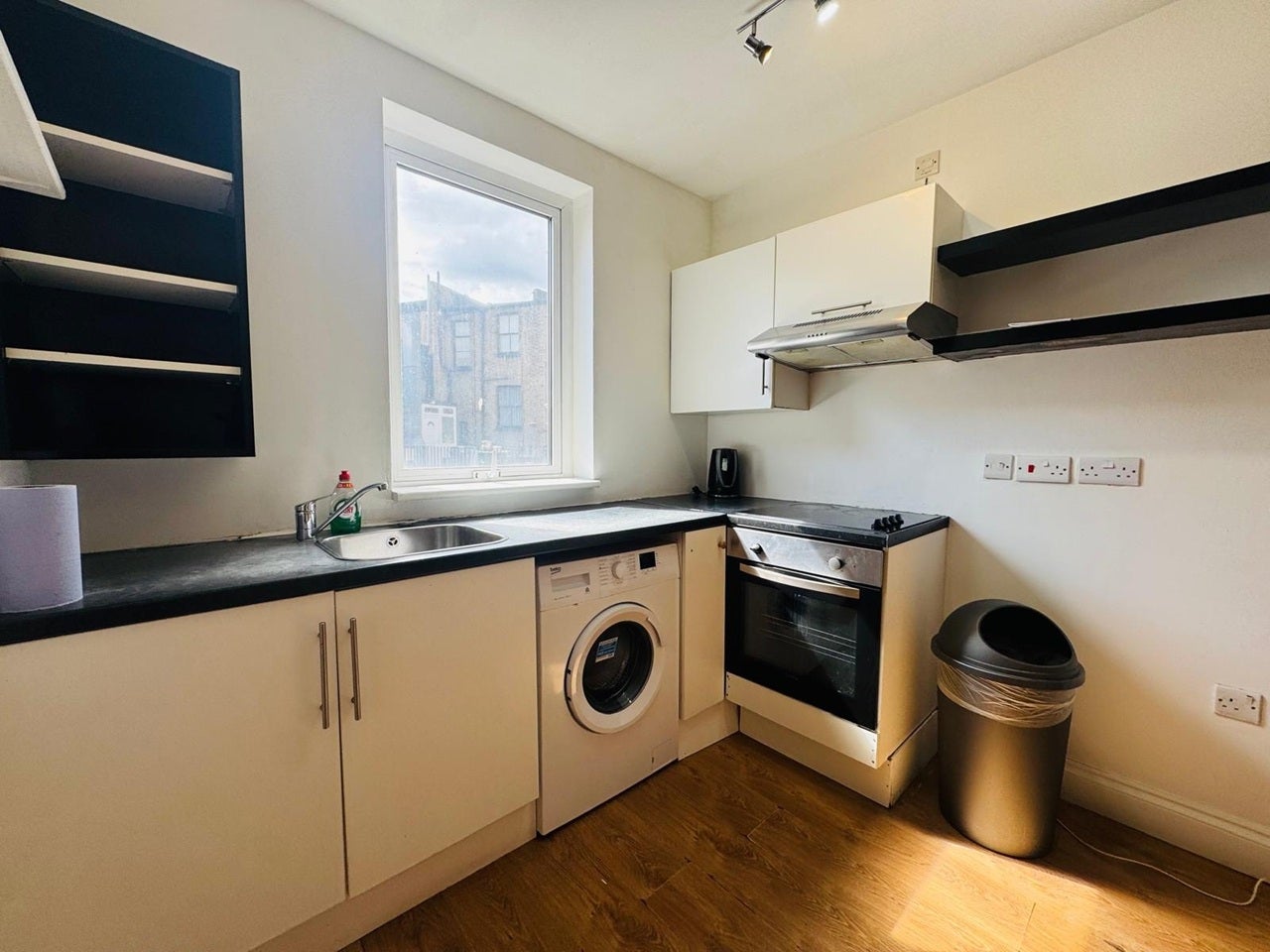 Flat Myron Place in Greater London