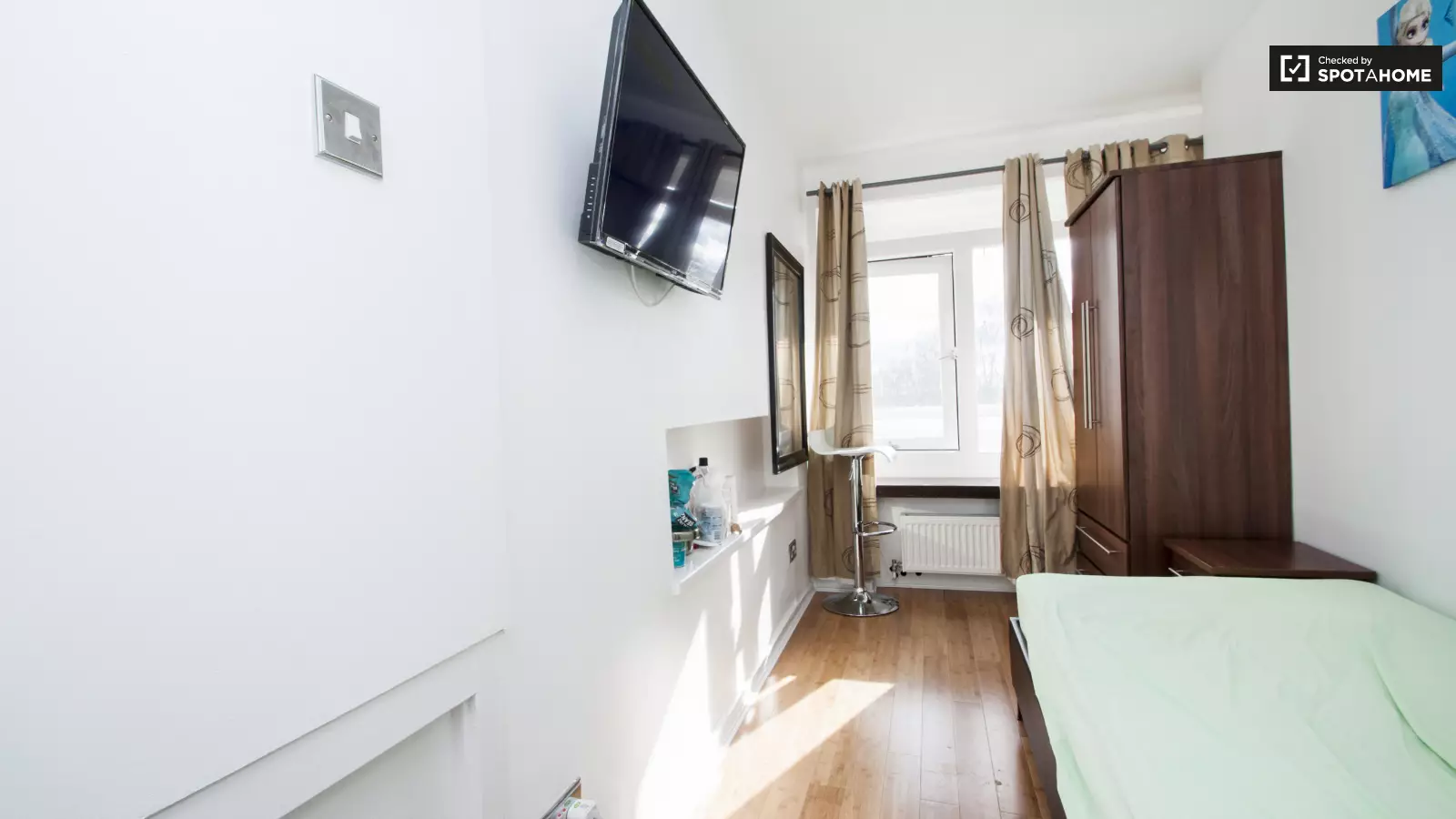 Flat Sherfield Gardens in Greater London