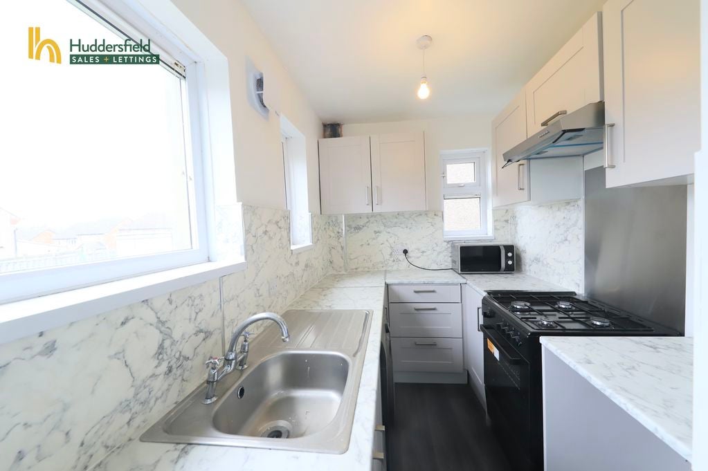 House Bronte Close in Kirklees