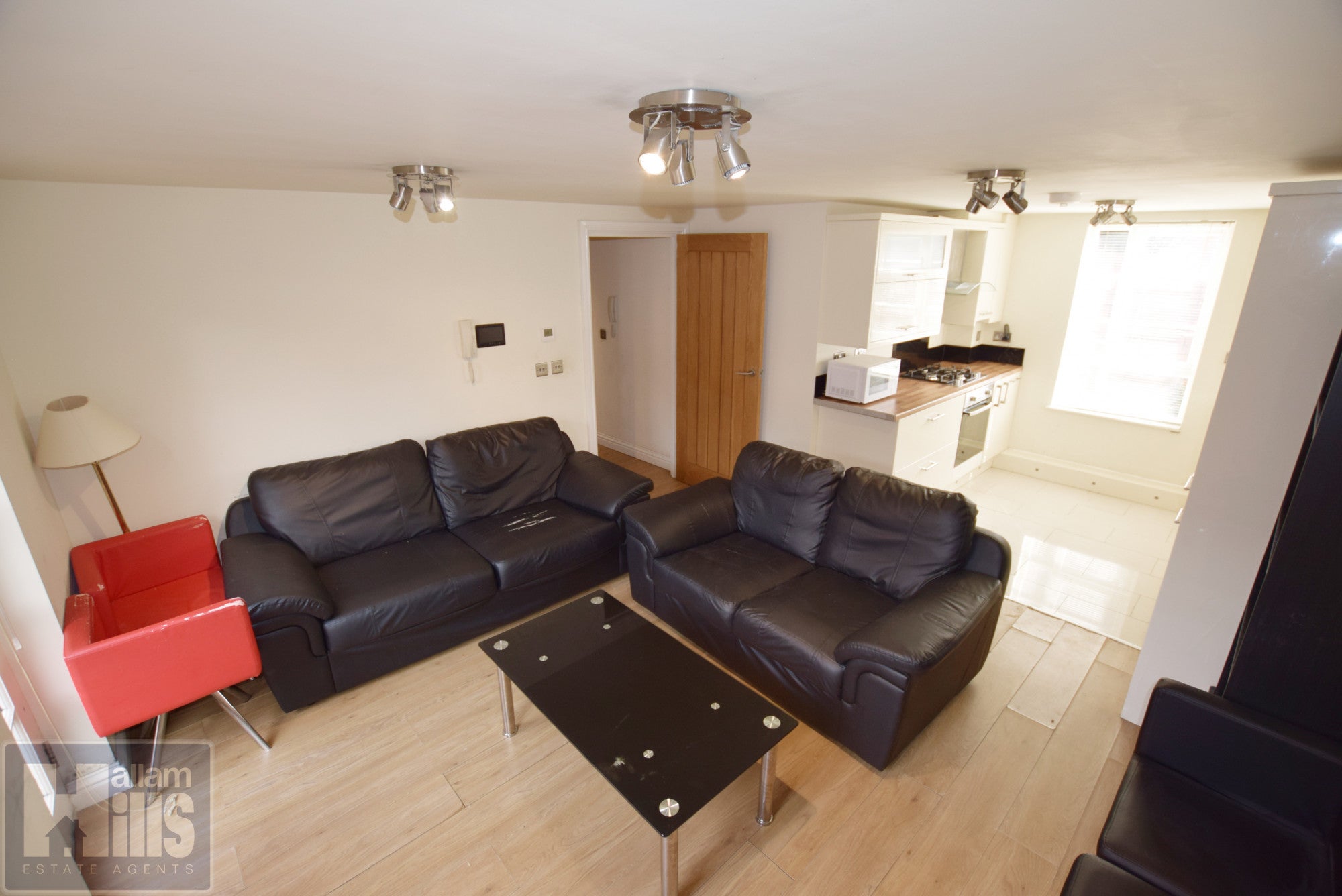 Flat Broomspring Lane in Sheffield