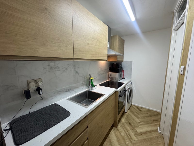 Room Montrose Walk in Greater London