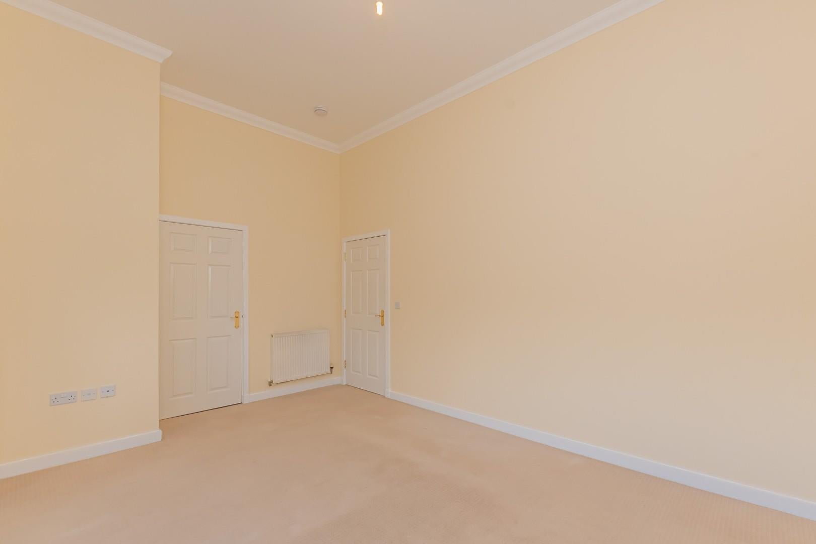 Flat Delaney Court in Alloa