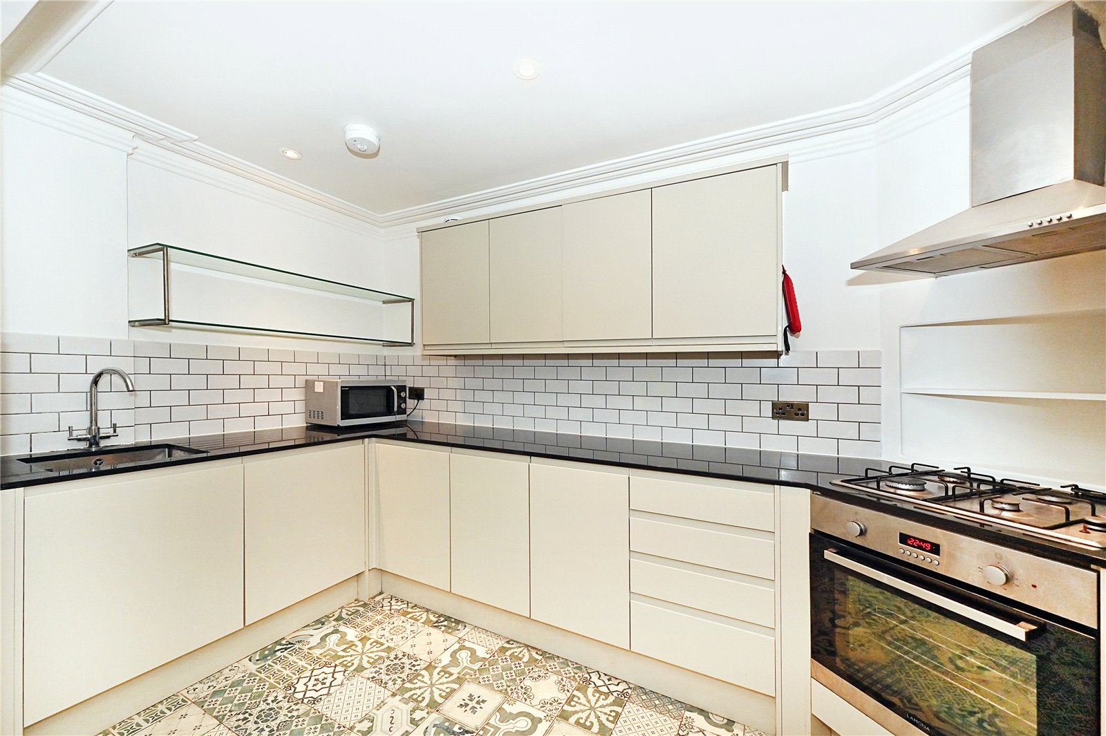 Flat Sutherland Avenue in City of Westminster
