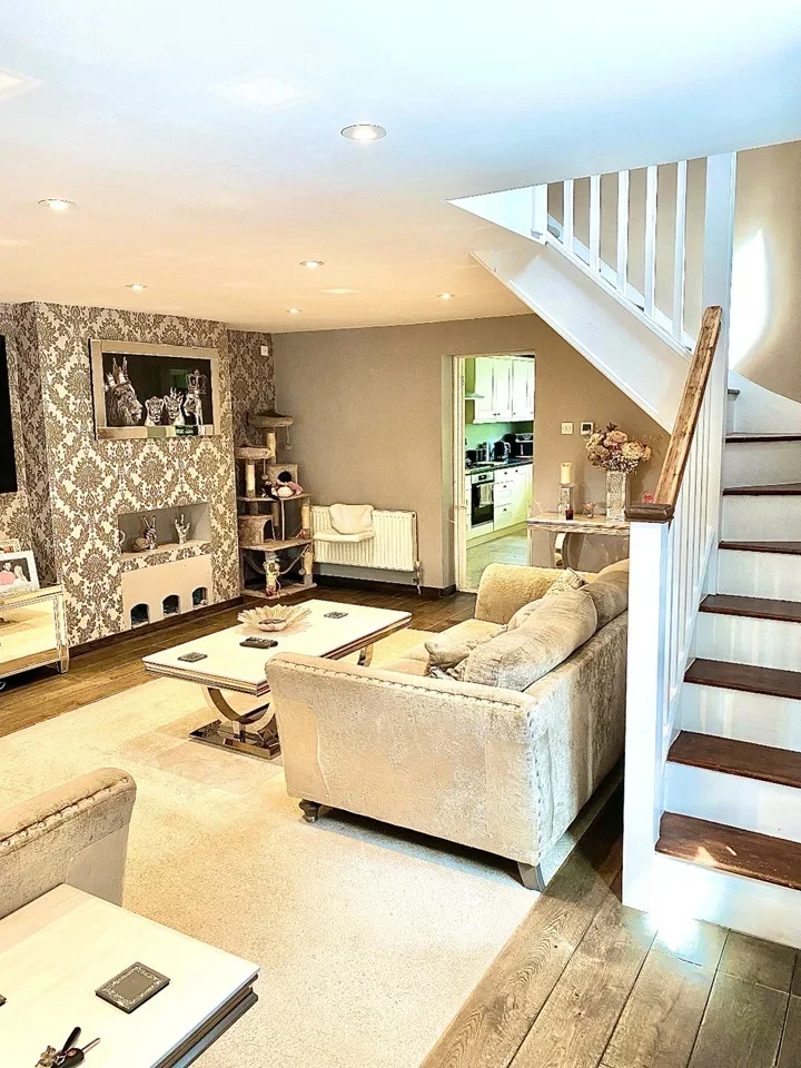 House Send Road in Guildford