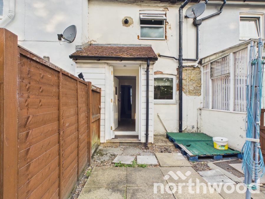 House Ellingham Way in Ashford