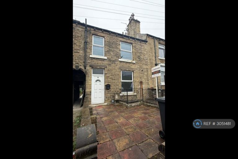 House Tanfield Road in Kirklees
