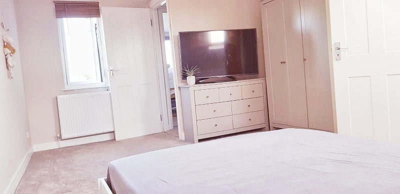Room Darwin Road in Greater London