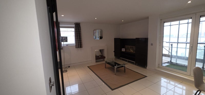 Room Erebus Drive in Greater London