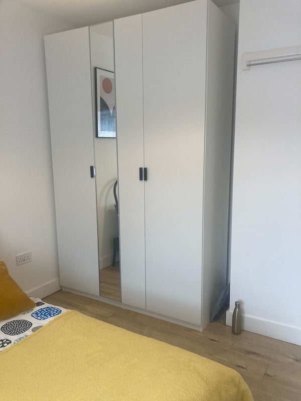Room Bentworth Road in Greater London