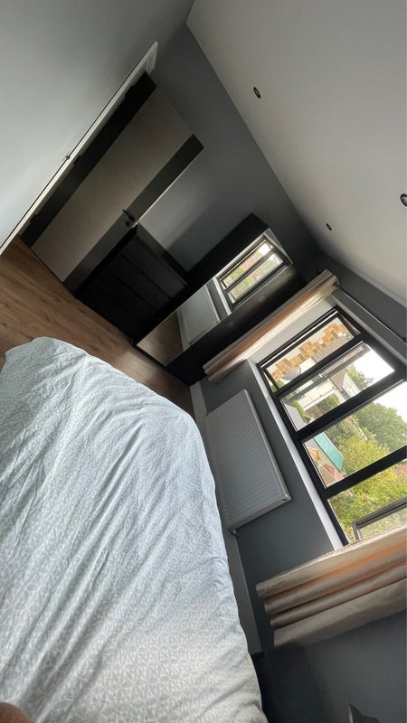 Room The Green in Slough