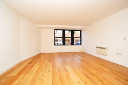 Flat Silver Court in North Hertfordshire