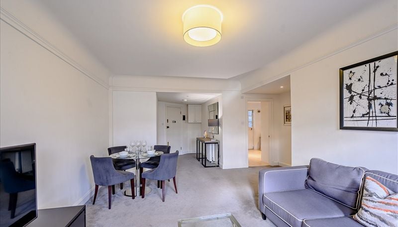 Flat Fulham Road in Greater London