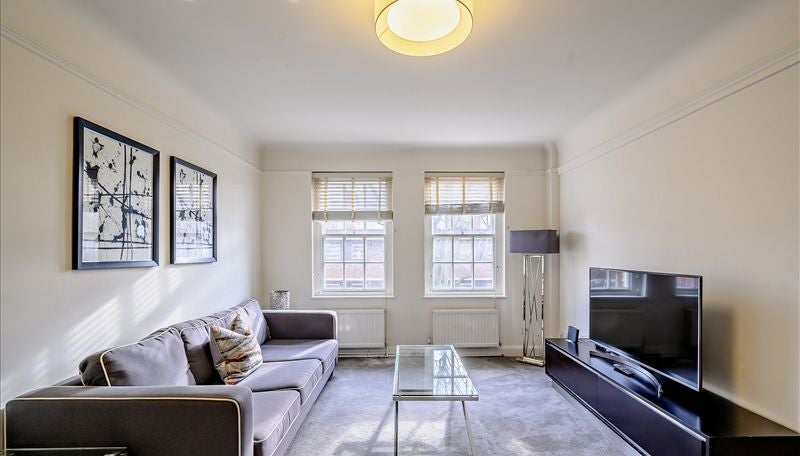 Flat Fulham Road in Greater London
